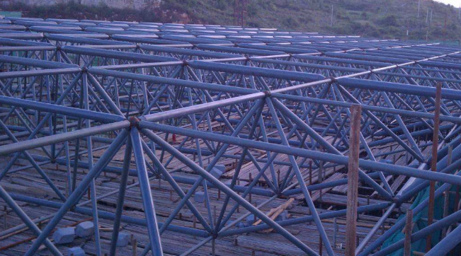 潮州概述网架加工中对钢材的质量的过细恳求
